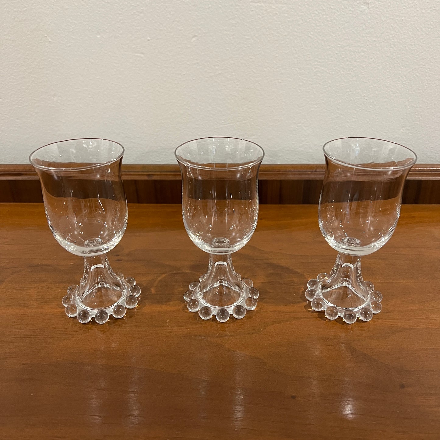 Vintage Set of 5 Mid-Century Imperial Glass Candlewick Clear Crystal Wine Glasses