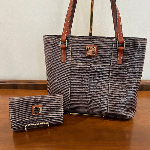 Preloved Dooney & Bourke Lizard Embossed Small Lexington Leather Tote and Flap Wallet