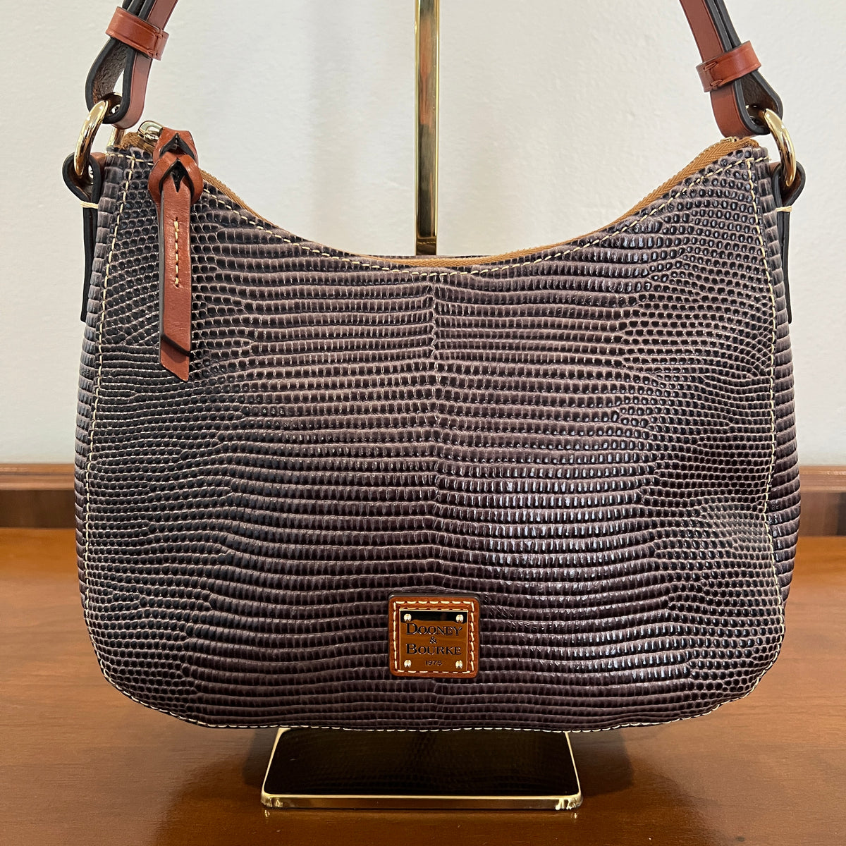 Preloved Dooney & Bourke Lizard Embossed Medium Hobo Bag