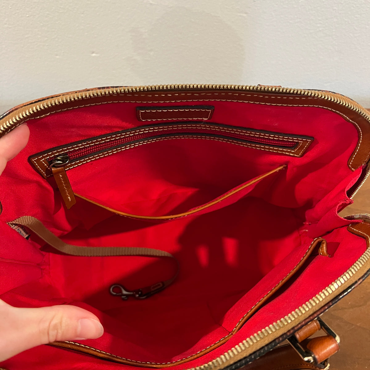 Preloved Dooney & Bourke Lizard Embossed Zip Zip Satchel and Continental Clutch