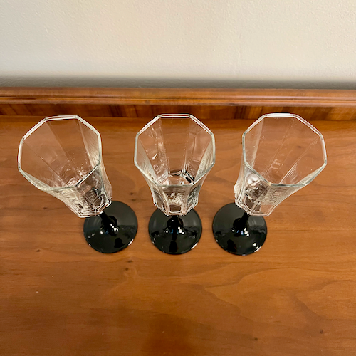 Set of 6 Arcoroc Octime Black Crystal Fluted Champagne Glasses