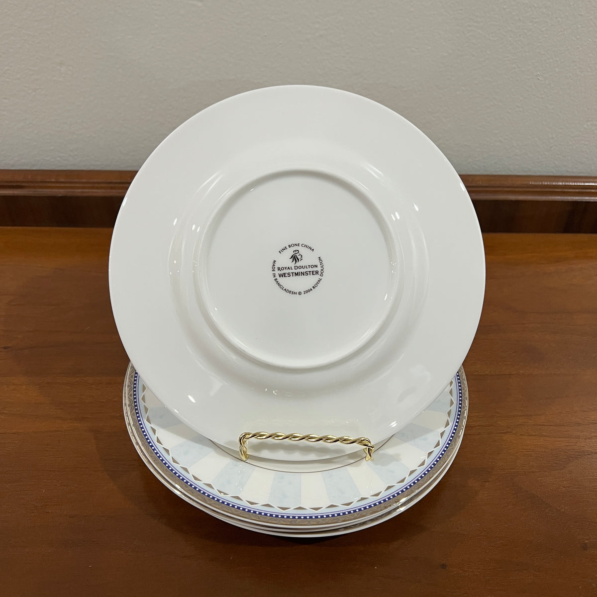 Set of 4 Vintage Royal Doulton Westminster 7.75" Round Salad Plates