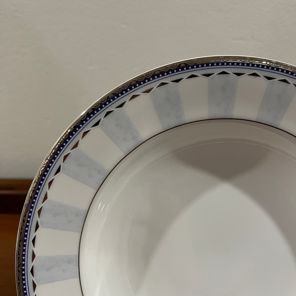 Set of 4 Vintage Royal Doulton Westminster 9" Large Rim Soup Bowls