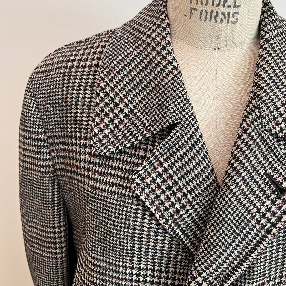 Vintage 1960s/1970s Men's Glen Plaid Long Wool Coat, Size XL/XXL