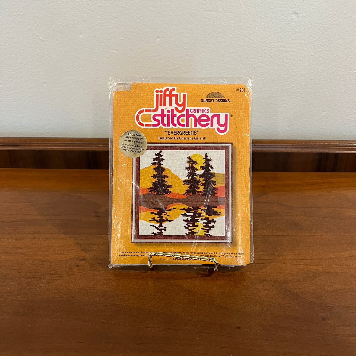 Vintage 1970s NIP Jiffy Stitchery Graphics Evergreens Crewel Embroidery Kit #201