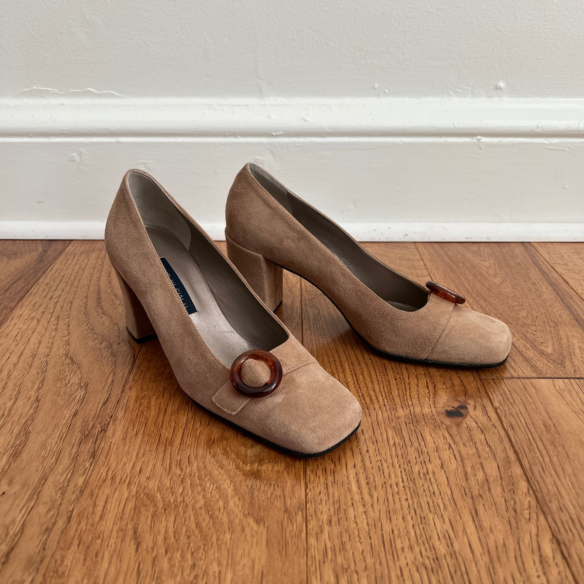Vintage 1990s Anne Klein II Camel Suede Block Heels, Size 7M