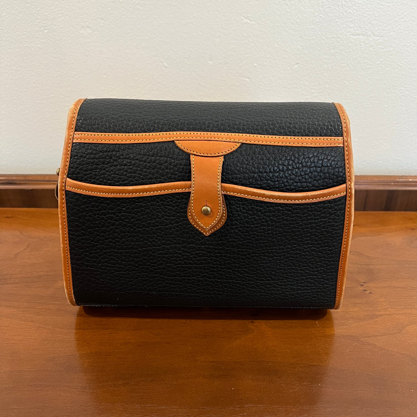 Vintage 1990s Dooney & Bourke All Weather Leather Medium Essex Bag in Black with British Tan Trim