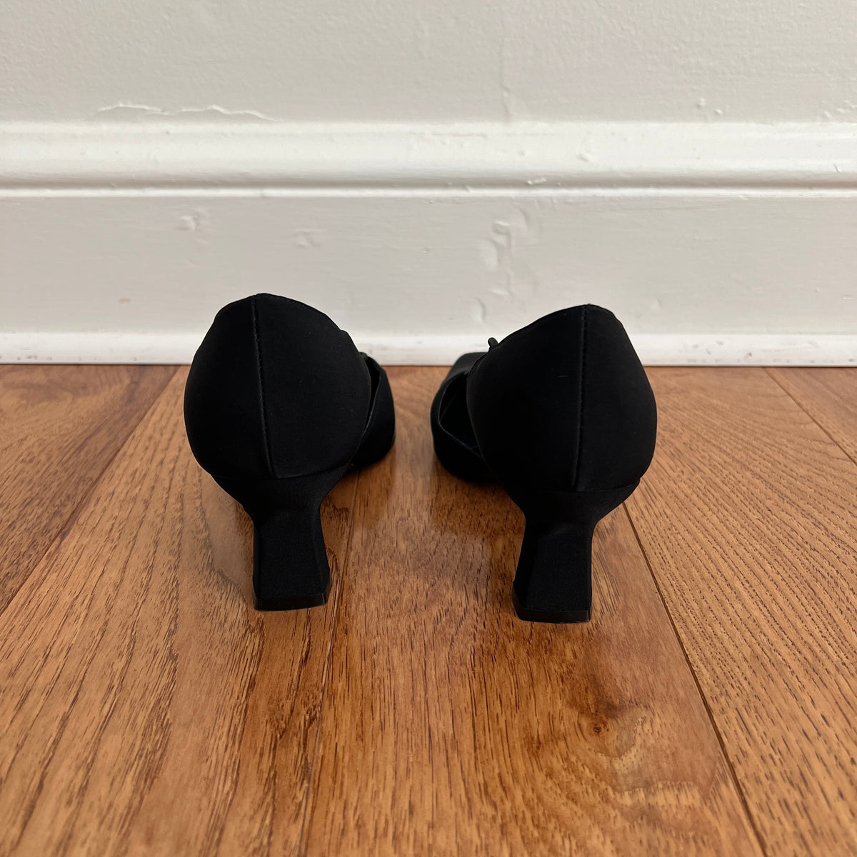 Vintage 1990s Laura Scott Black Square Toed Low Heel Pumps, Size 8