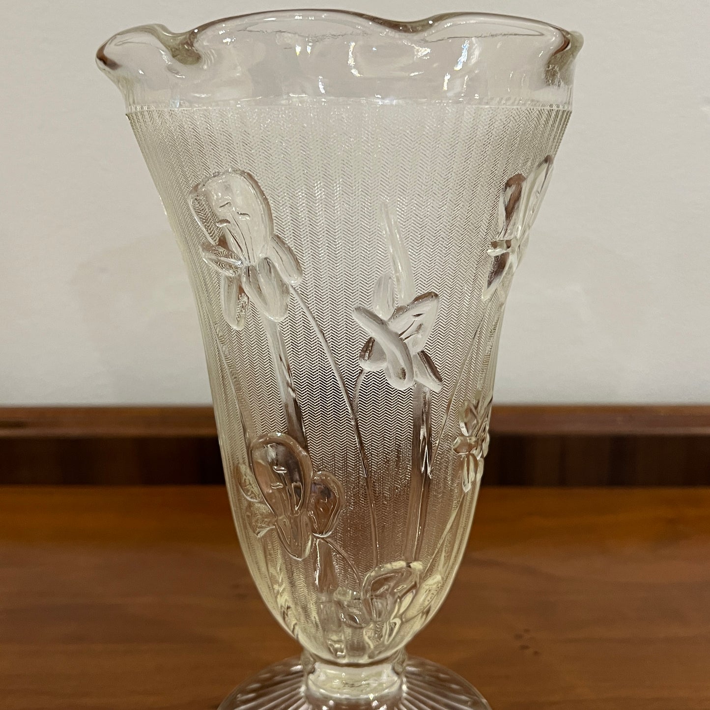 Vintage Jeanette Glass Iris and Herringbone Iris Clear 9" Vase