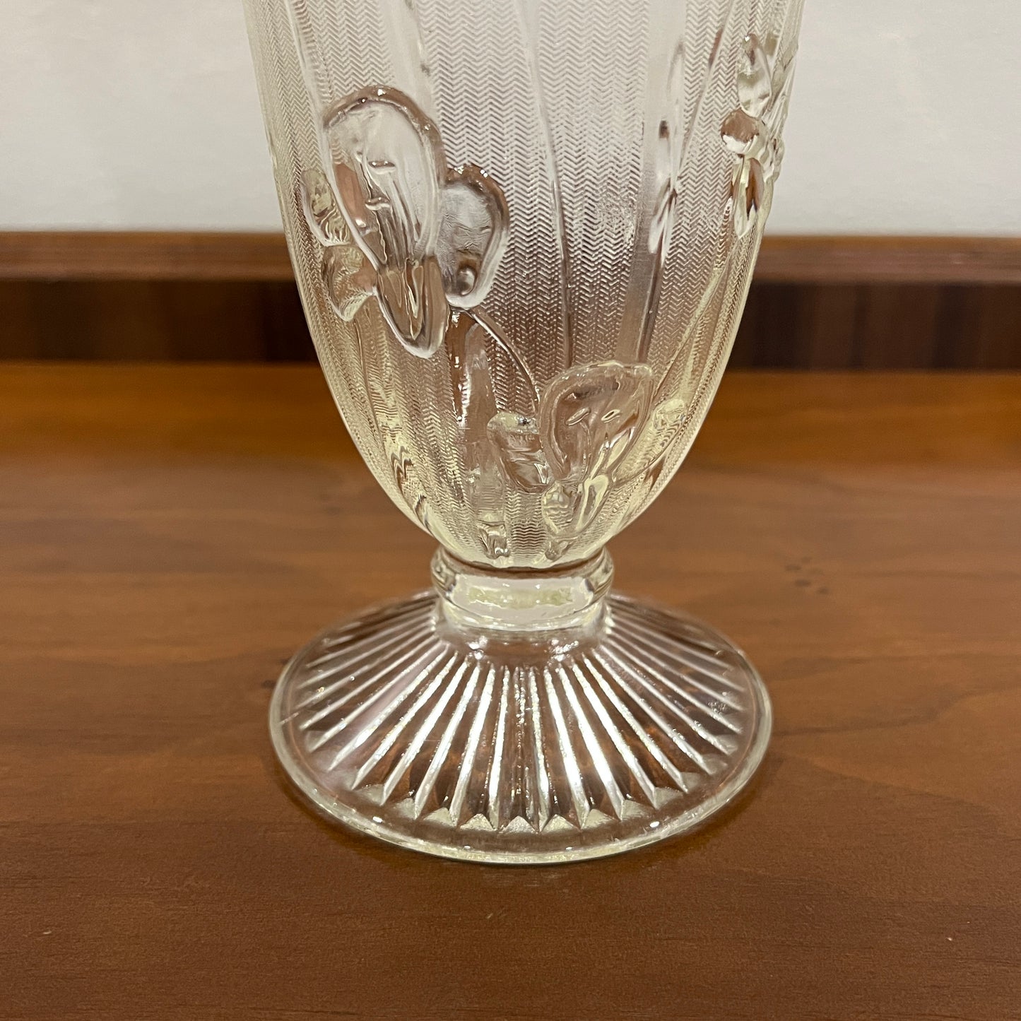 Vintage Jeanette Glass Iris and Herringbone Iris Clear 9" Vase
