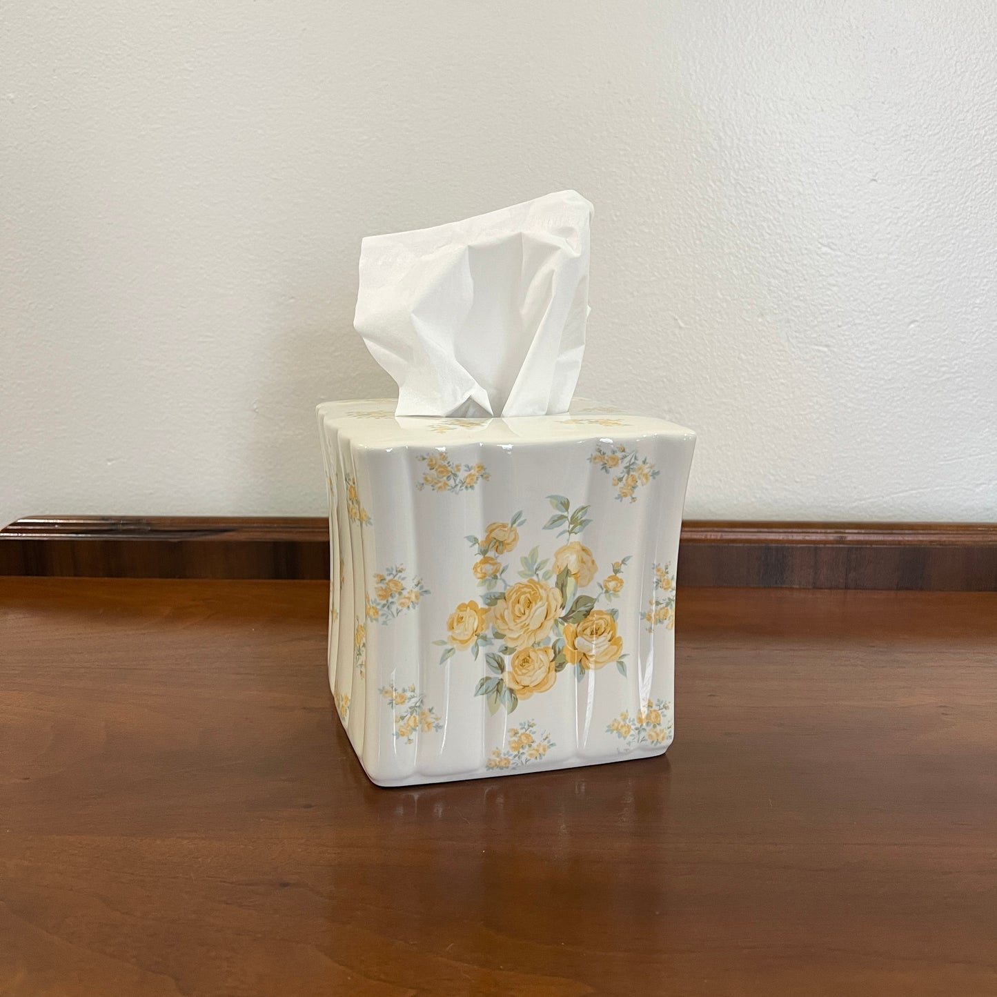 Vintage 2000s Laura Ashley Home Yellow Rose Square Ceramic Tissue Box Cover