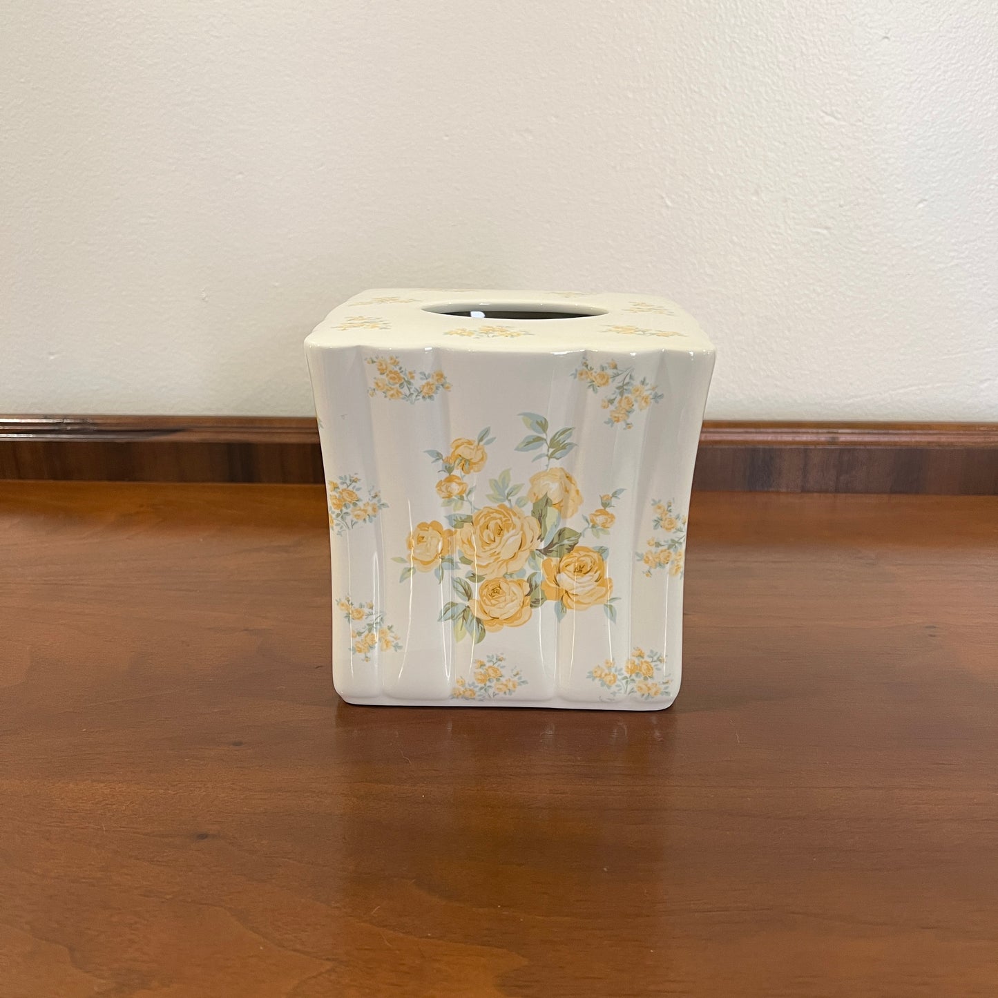 Vintage 2000s Laura Ashley Home Yellow Rose Square Ceramic Tissue Box Cover